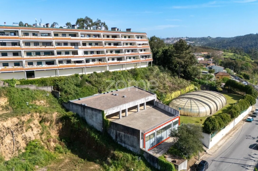 Negócio para Venda em Foz do Sousa e Covelo Foto 30
