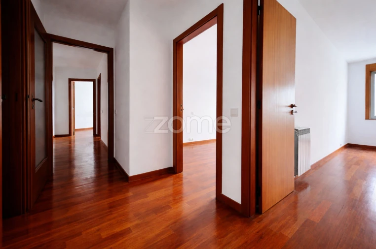 Apartamento T3 para Arrendamento em Matosinhos e Leça da Palmeira Foto 8