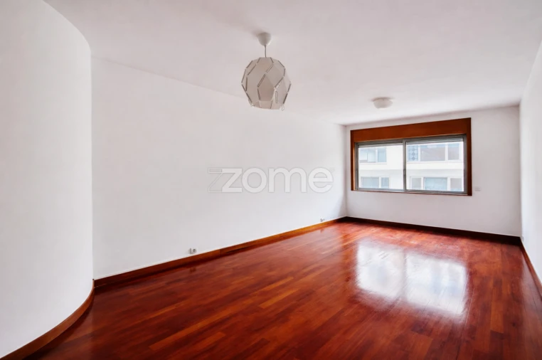 Apartamento T3 para Arrendamento em Matosinhos e Leça da Palmeira Foto 3