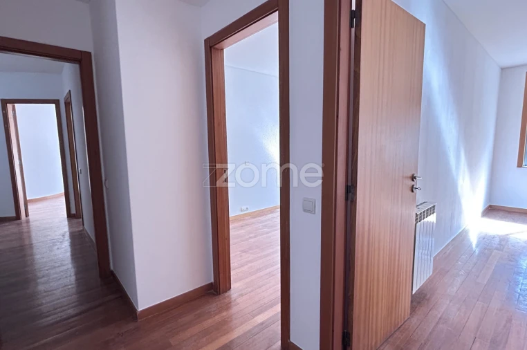Apartamento T3 para Arrendamento em Matosinhos e Leça da Palmeira Foto 19