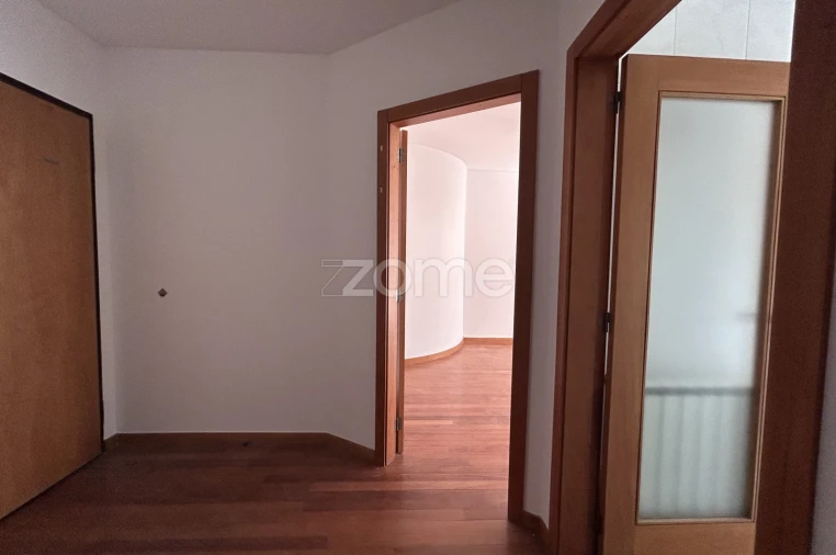 Apartamento T3 para Arrendamento em Matosinhos e Leça da Palmeira Foto 3