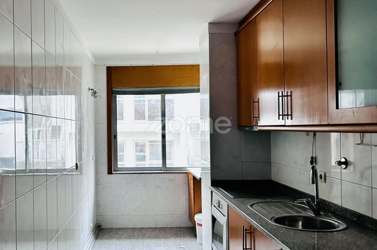 Apartamento T3 para Arrendamento em Matosinhos e Leça da Palmeira Foto 4