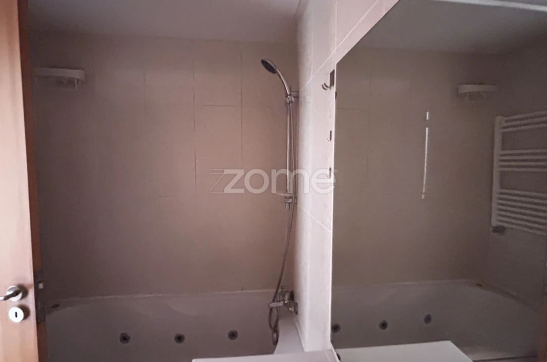 Apartamento T3 para Arrendamento em Matosinhos e Leça da Palmeira Foto 18