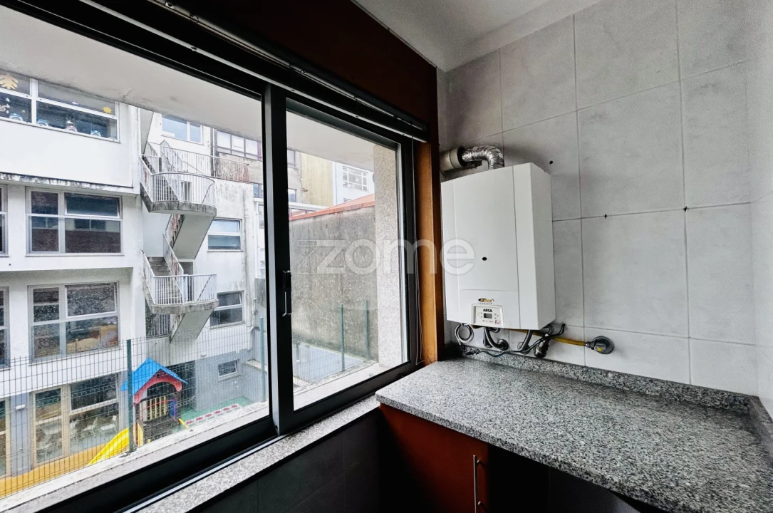 Apartamento T3 para Arrendamento em Matosinhos e Leça da Palmeira Foto 14