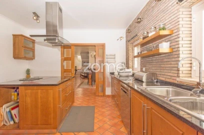 Moradia T4 para Venda em Boavista dos Pinheiros