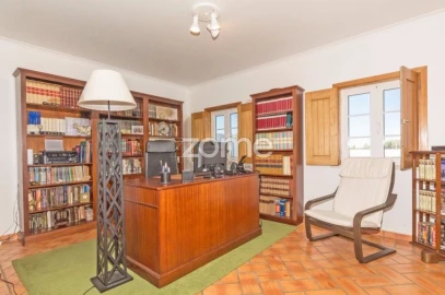 Moradia T4 para Venda em Boavista dos Pinheiros