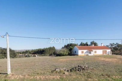 Moradia T4 para Venda em Boavista dos Pinheiros