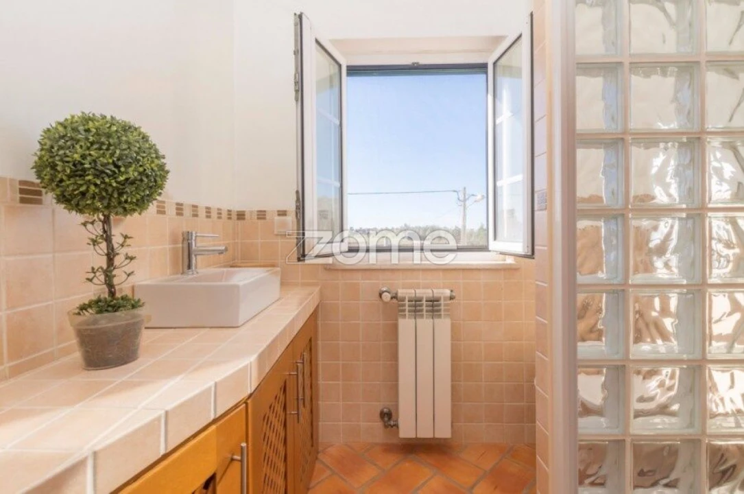 Moradia T4 para Venda em Boavista dos Pinheiros Foto 23