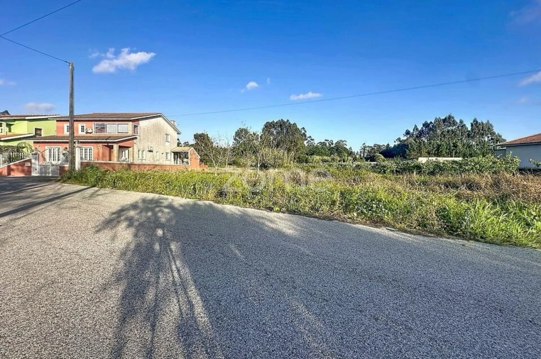 Terreno para Venda em Covões e Camarneira Foto 2