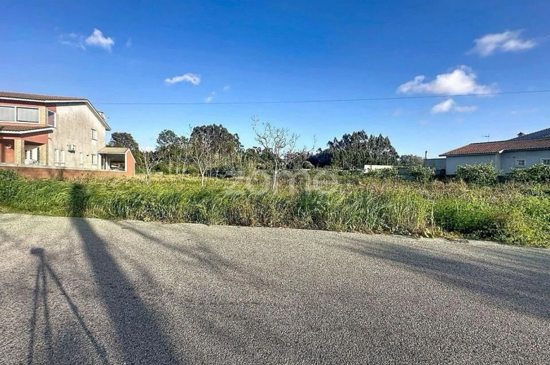 Terreno para Venda em Covões e Camarneira Foto 1