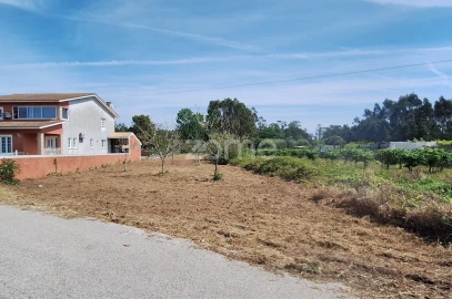 Terreno para Venda em Covões e Camarneira