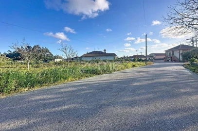 Terreno para Venda em Covões e Camarneira