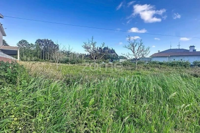 Terreno para Venda em Covões e Camarneira