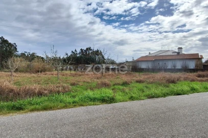 Terreno para Venda em Covões e Camarneira