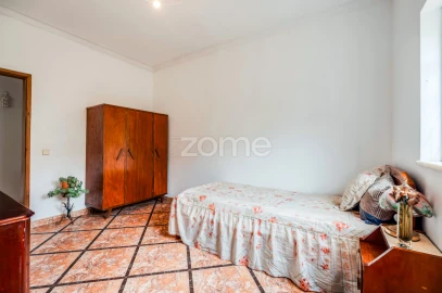 Moradia T6 para Venda em Odiaxere