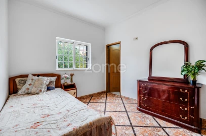 Moradia T6 para Venda em Odiaxere