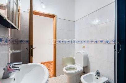 Moradia T6 para Venda em Odiaxere