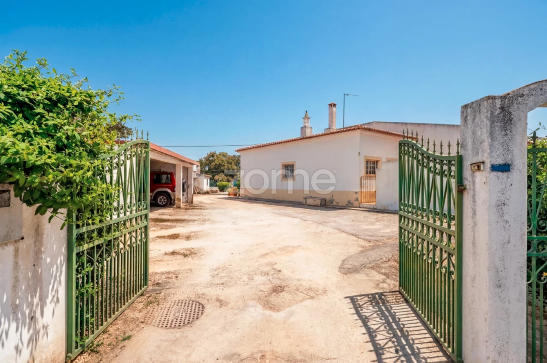 Moradia T6 para Venda em Odiaxere Foto 31