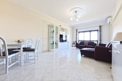 Apartamento T3 para Venda em Portimão