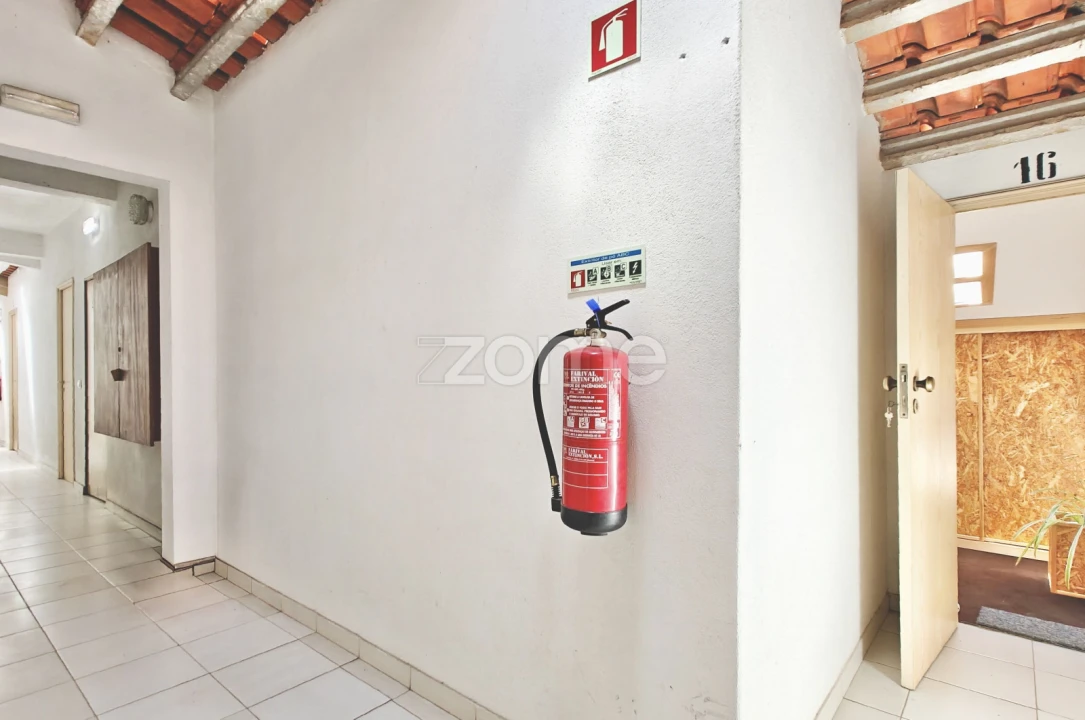 Apartamento T3 para Venda em Portimão Foto 19