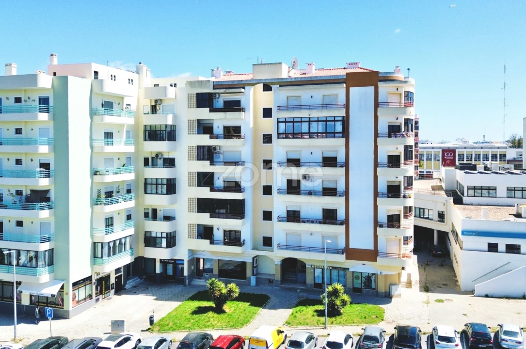 Apartamento T3 para Venda em Portimão Foto 1