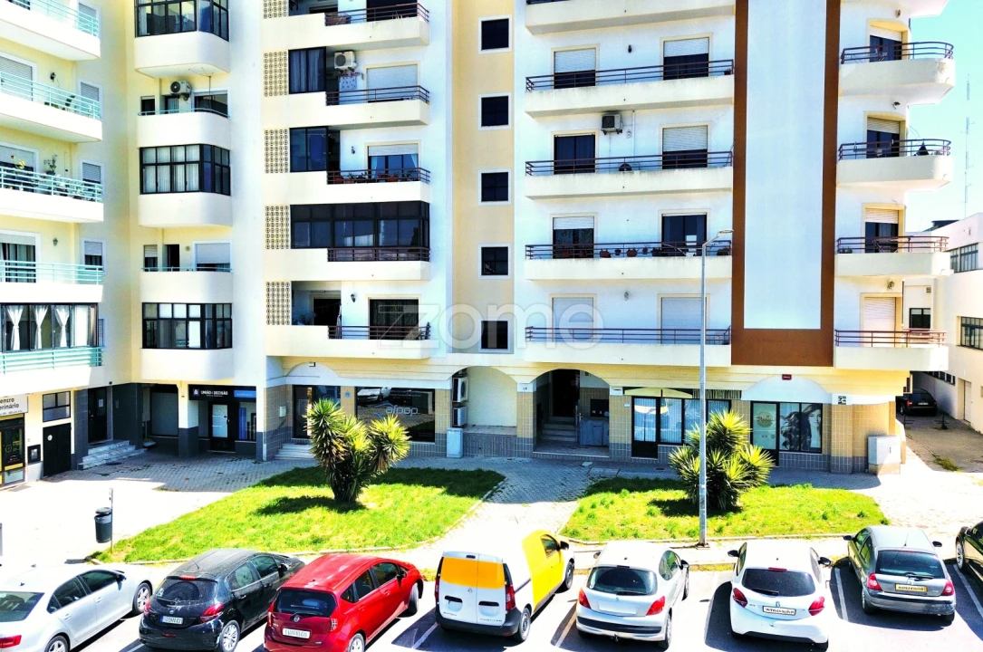 Apartamento T3 para Venda em Portimão Foto 22