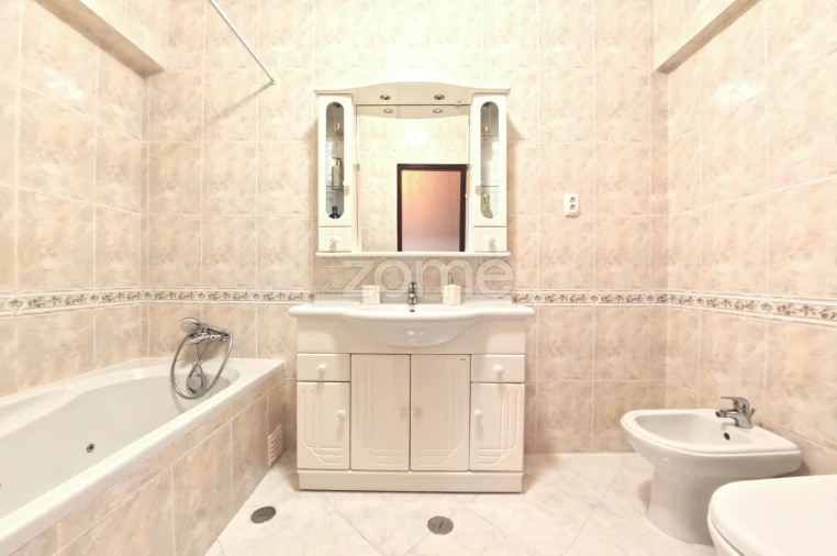 Apartamento T3 para Venda em Portimão Foto 13