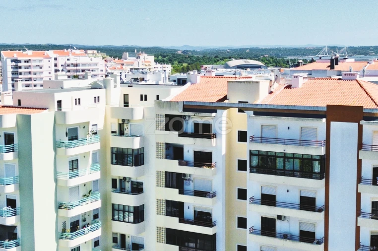 Apartamento T3 para Venda em Portimão Foto 24