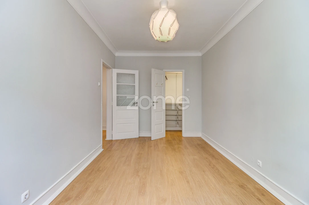 Apartamento T2 para Arrendamento em Arroios Foto 2
