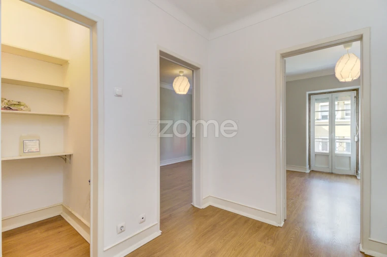 Apartamento T2 para Arrendamento em Arroios Foto 6