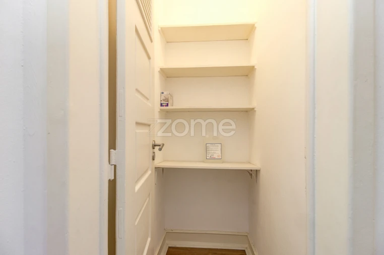Apartamento T2 para Arrendamento em Arroios Foto 9