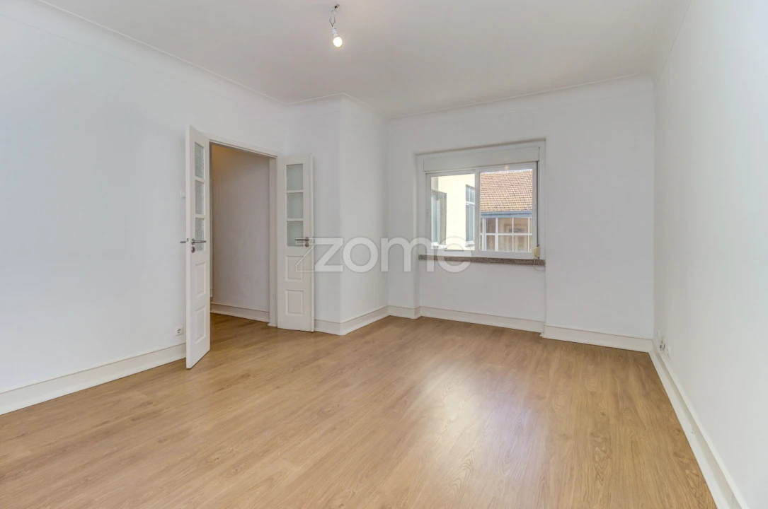 Apartamento T2 para Arrendamento em Arroios Foto 14