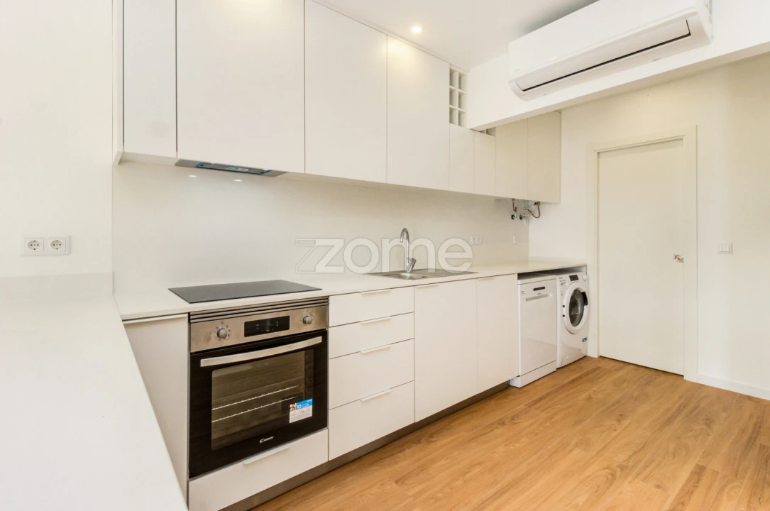 Apartamento T1 para Arrendamento em Agualva e Mira-Sintra Foto 1
