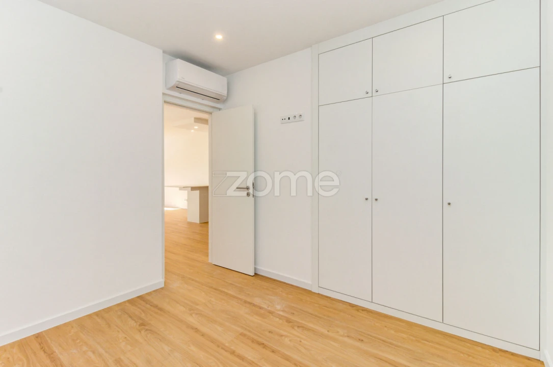 Apartamento T1 para Arrendamento em Agualva e Mira-Sintra Foto 14