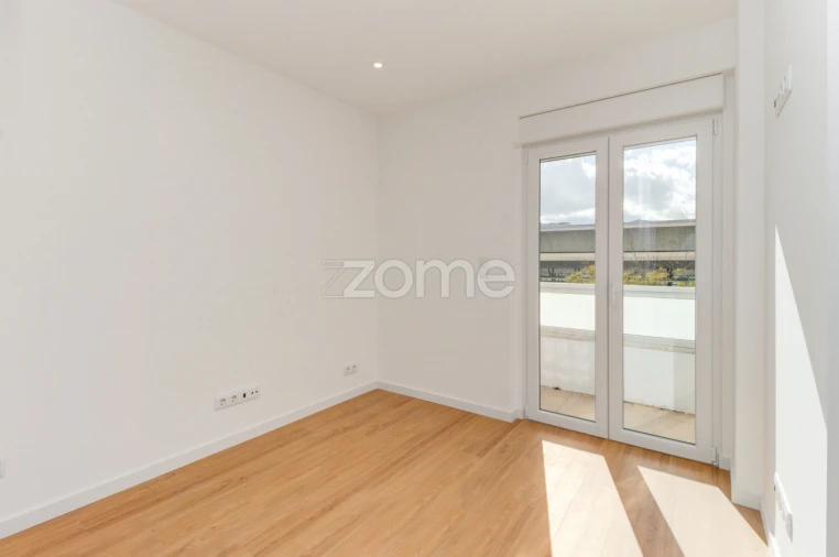 Apartamento T1 para Arrendamento em Agualva e Mira-Sintra Foto 6