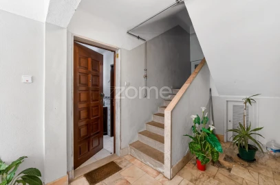Apartamento T2 para Venda em Benfica