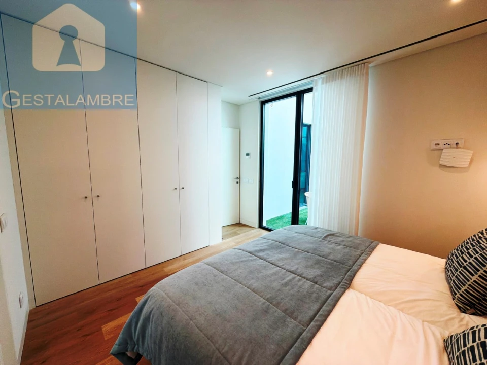 Moradia T2 para Venda em Quarteira Foto 10