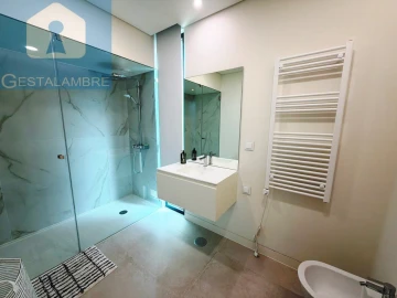 Moradia T2 para Venda em Quarteira