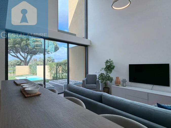 Moradia T2 para Venda em Quarteira Foto 19