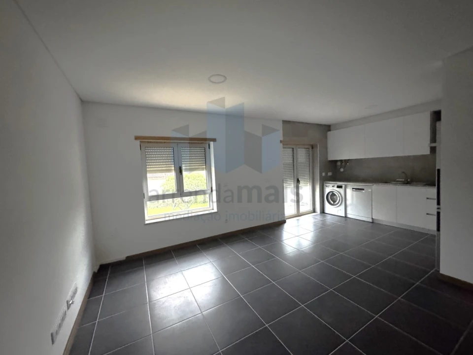 Apartamento T2 para Venda em Eiras e São Paulo de Frades Foto 5
