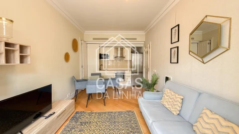 Apartamento T1 para Arrendamento em Avenidas Novas