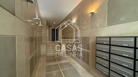 Apartamento T1 para Arrendamento em Avenidas Novas