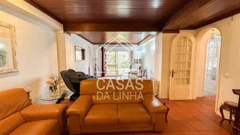 Apartamento T1 para Arrendamento em Carcavelos e Parede