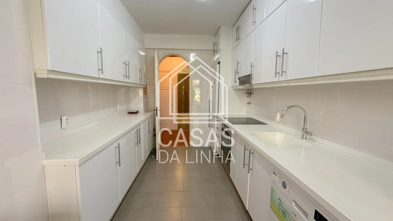 Apartamento T1 para Arrendamento em Carcavelos e Parede Foto 12