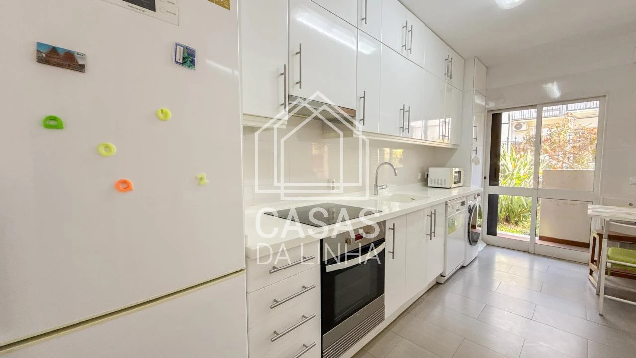 Apartamento T1 para Arrendamento em Carcavelos e Parede Foto 2