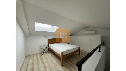 Apartamento T1 para Arrendamento em Cedofeita, Santo Ildefonso, Sé, Miragaia, São Nicolau e Vitória