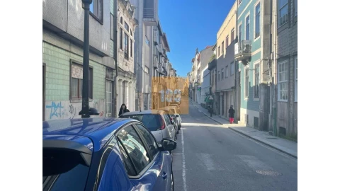 Apartamento T1 para Arrendamento em Cedofeita, Santo Ildefonso, Sé, Miragaia, São Nicolau e Vitória