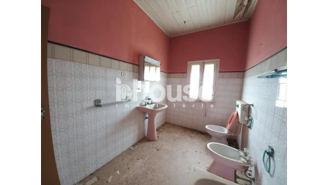 Moradia T3 para Venda em São Pedro de Veiga de Lila