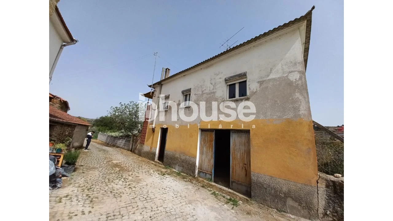 Moradia T3 para Venda em São Pedro de Veiga de Lila Foto 5