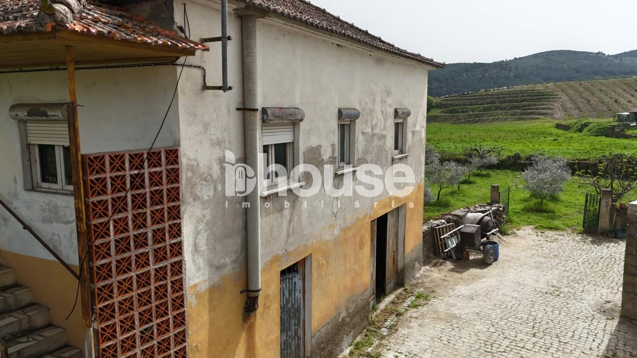 Moradia T3 para Venda em São Pedro de Veiga de Lila Foto 39